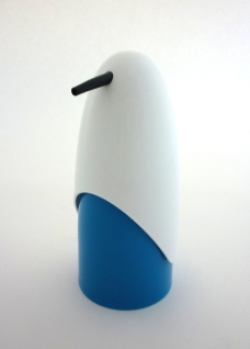 penguin-soap-dispenser-in-blue-494__318